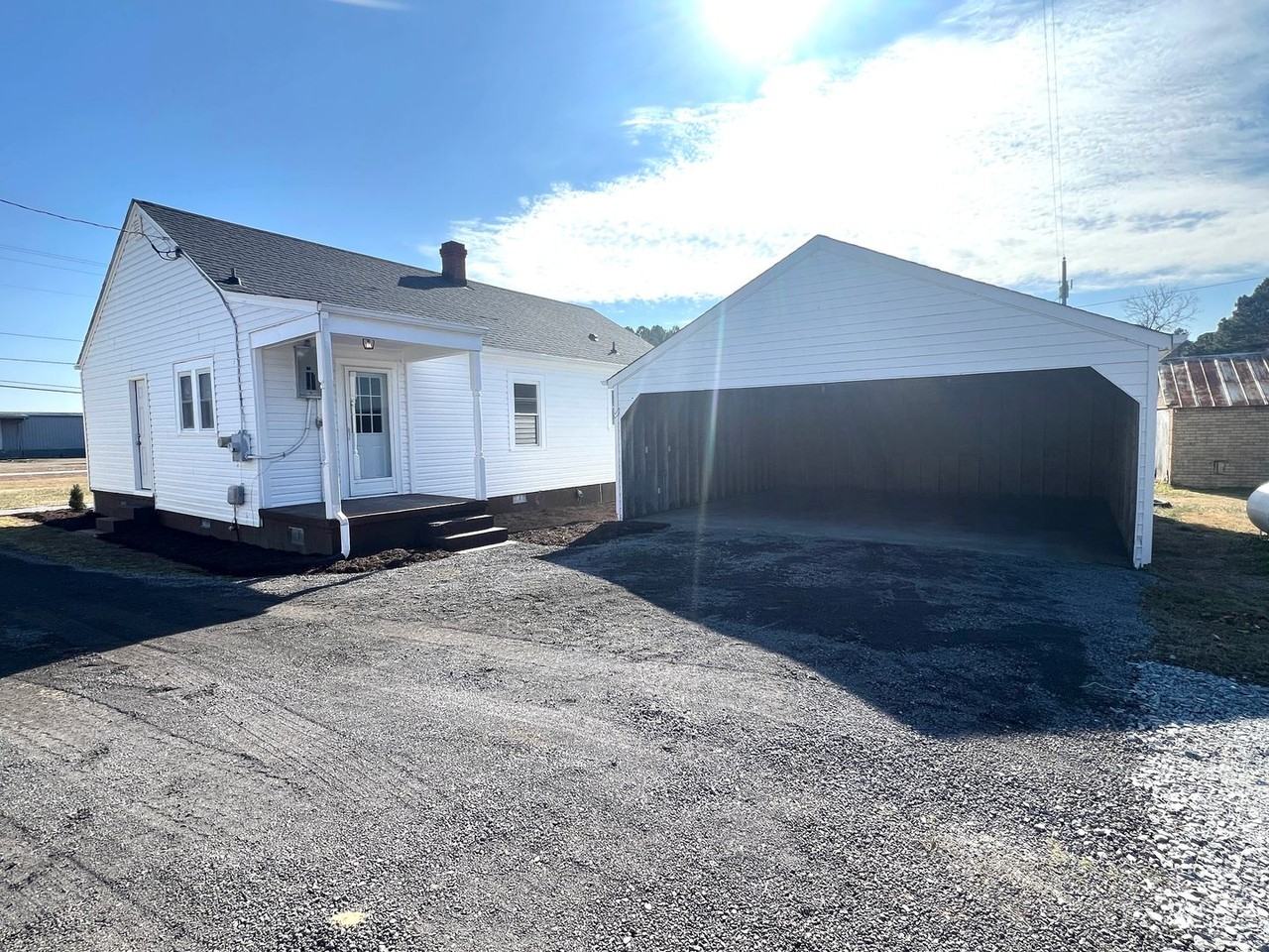 1787 Skippers Rd - Photo 5 of 18