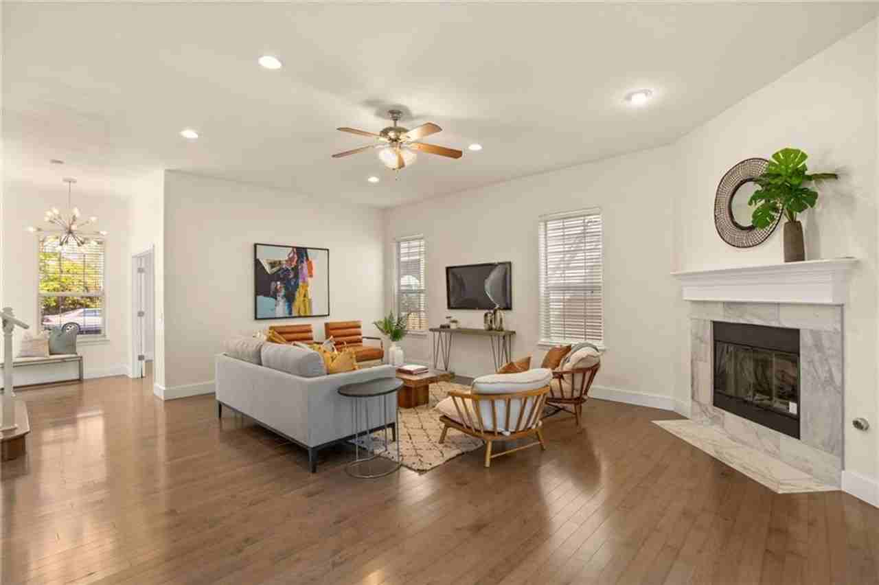 5401 Evans Ave - Photo 6 of 32