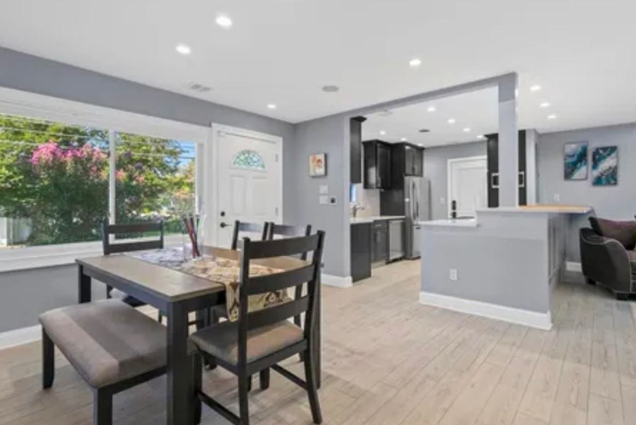 4 Hellstrom Rd - Photo 3 of 13