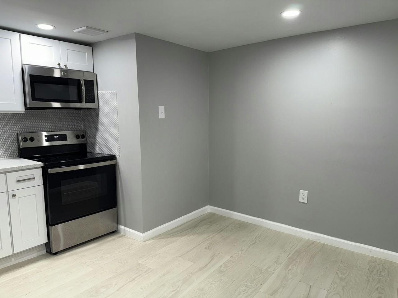 96 Lockwood Avenue, Unit 1 - Photo 4 of 11