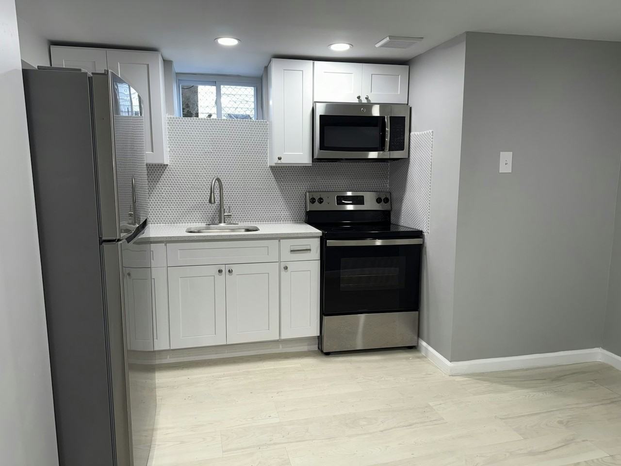 96 Lockwood Avenue, Unit 1 - Photo 6 of 11