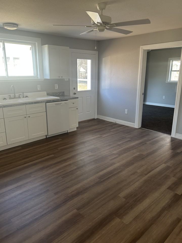 211 Mcclain St #NA - Photo 4 of 10