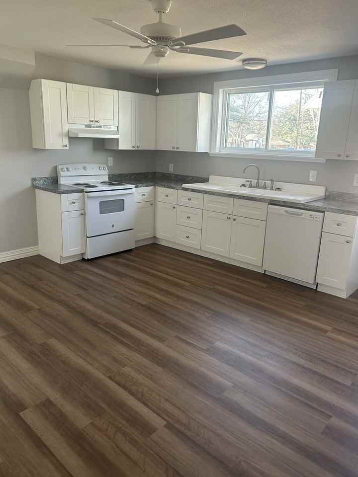 211 Mcclain St #NA - Photo 5 of 10