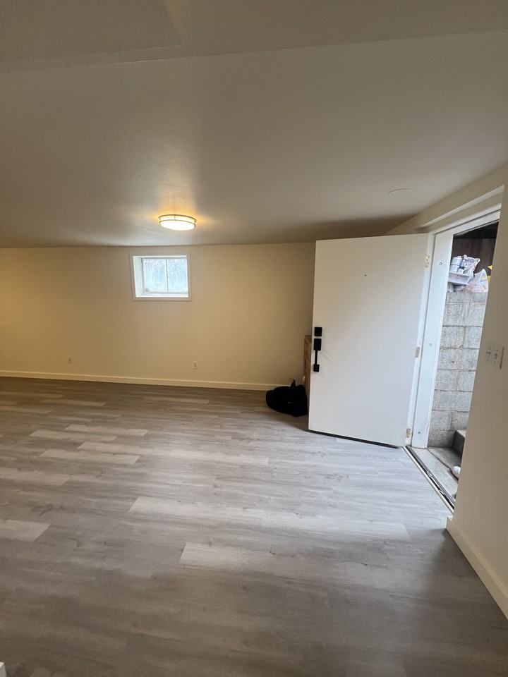 1903 Burwell St #2 - Photo 2 of 20