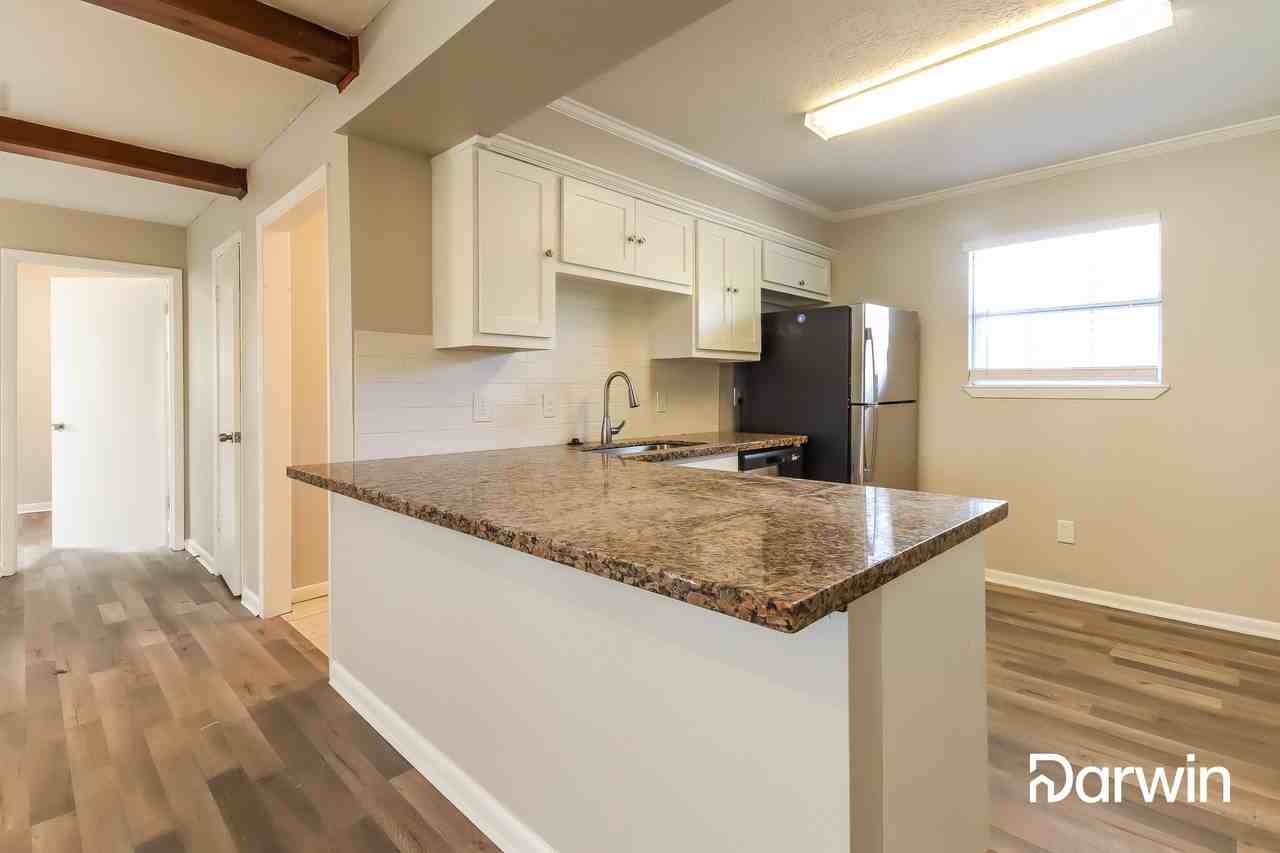 1917 Coupland Dr - Photo 3 of 15