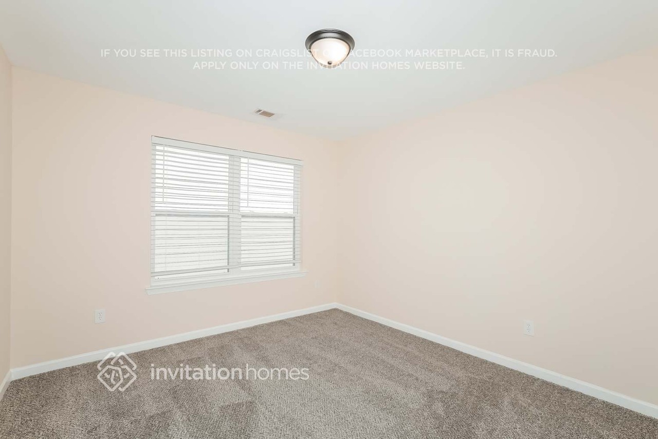 357 Grenier Ter - Photo 7 of 15