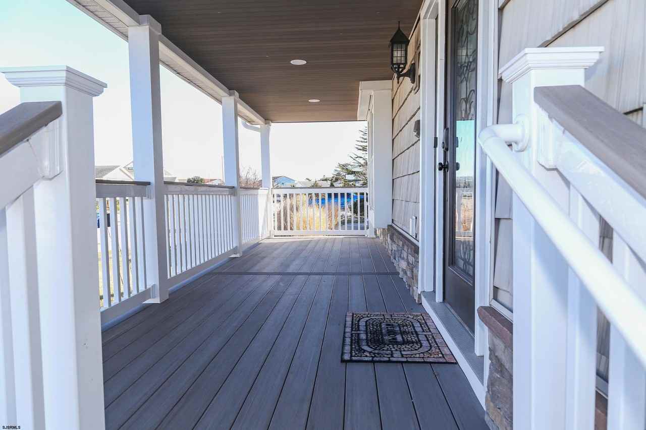 5216 Waterview Drive - Photo 7 of 50