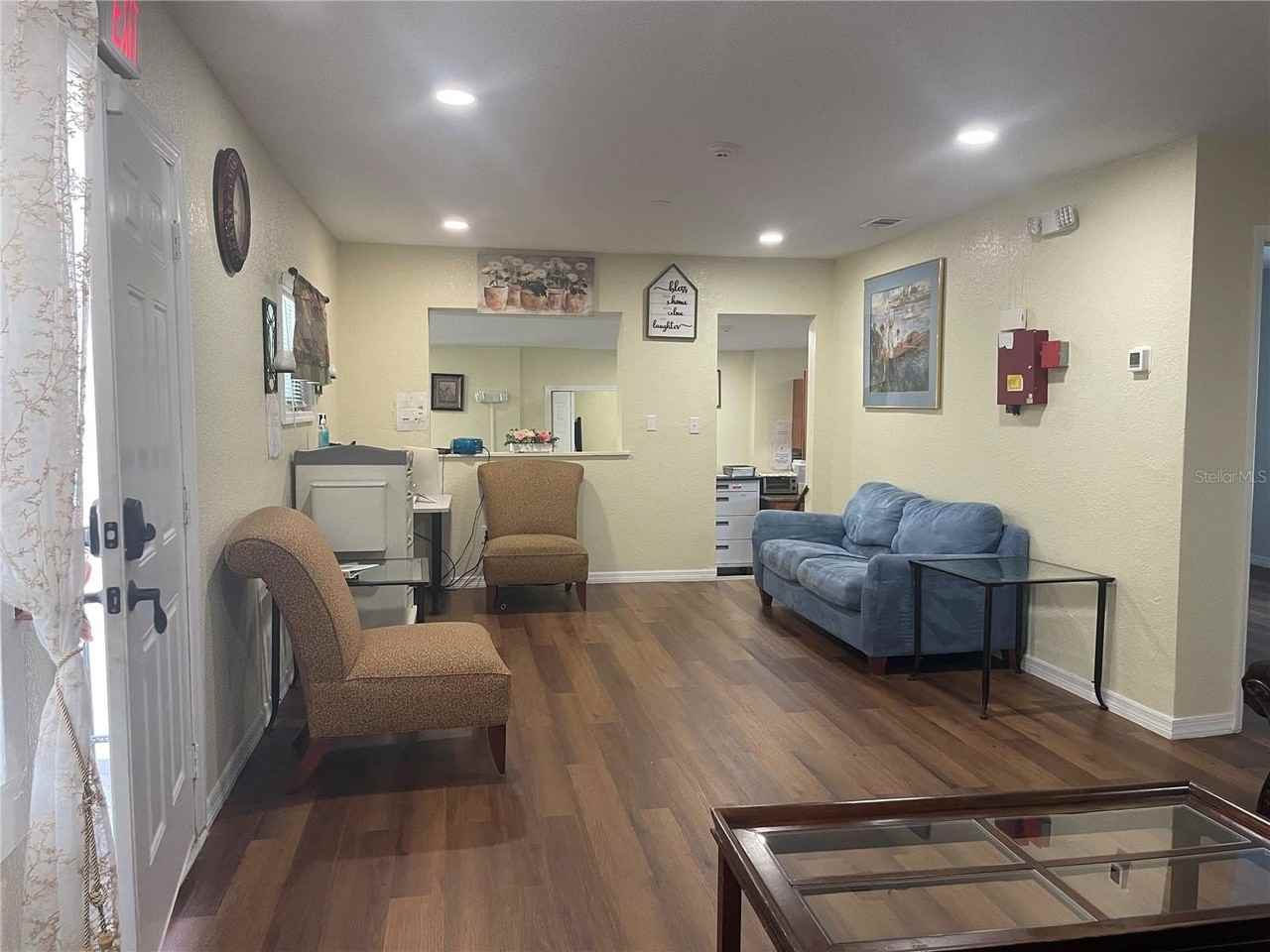 3207 N Howard Ave - Photo 5 of 27