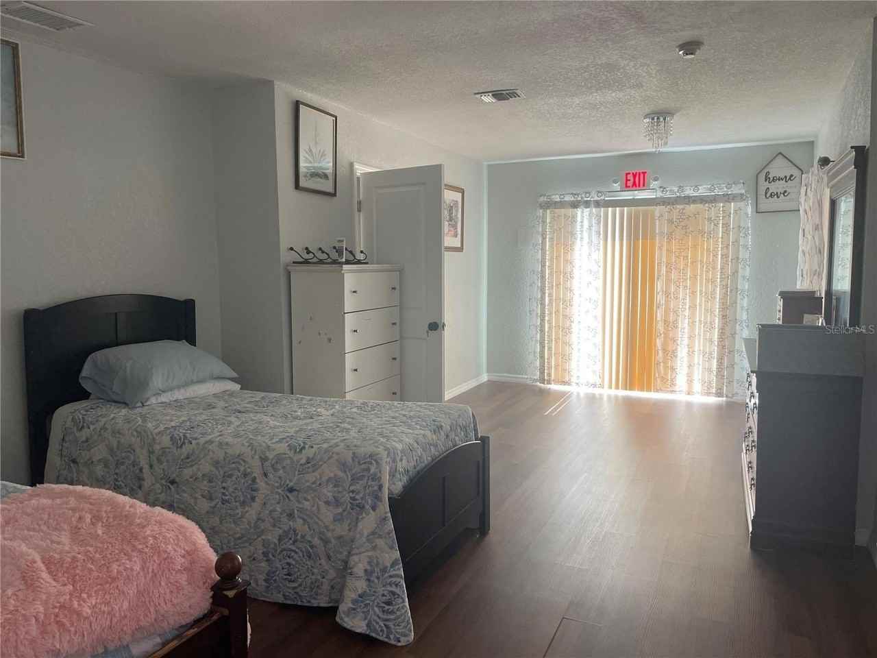 3207 N Howard Ave - Photo 6 of 27