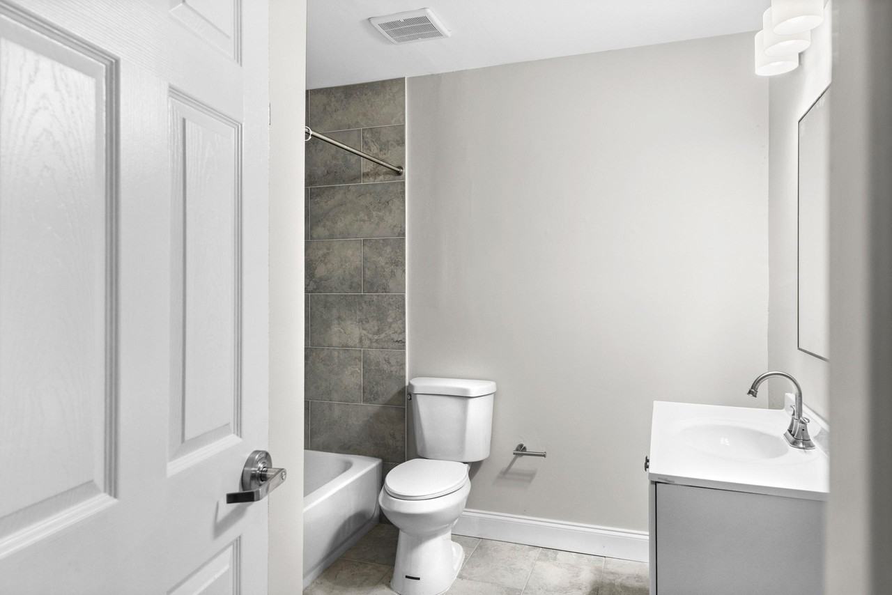 Arlington Rd N - Photo 3 of 23