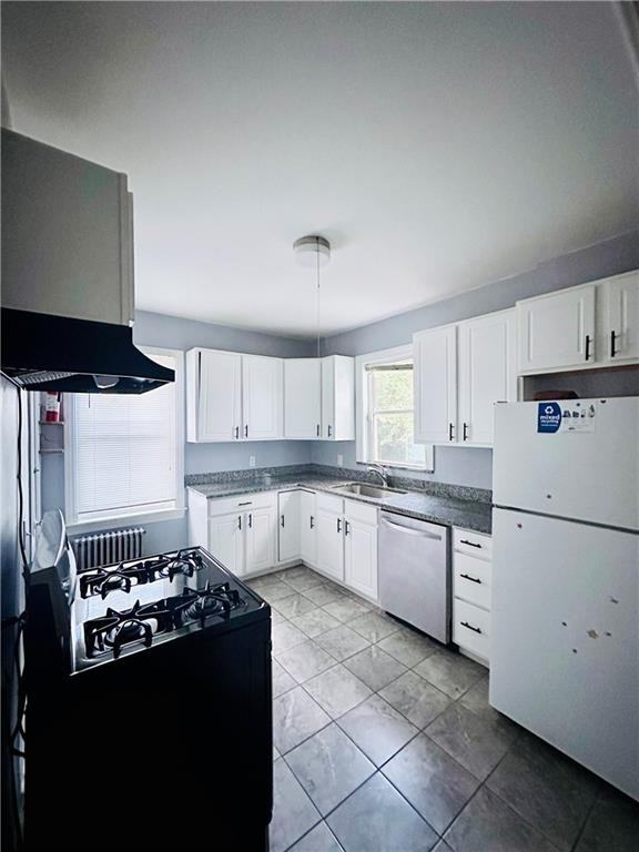 113 Oakland Ave - Photo 3 of 8