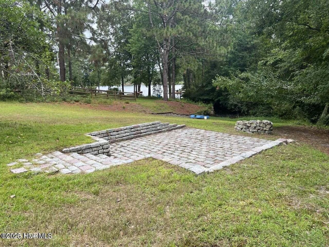 108 Juniper Ct - Photo 2 of 28