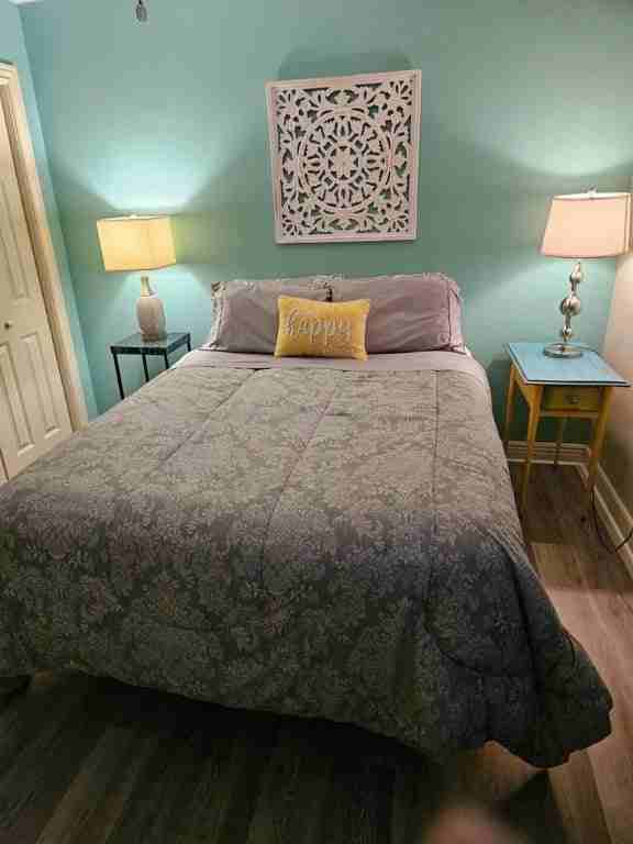 305 Se B St - Photo 7 of 10