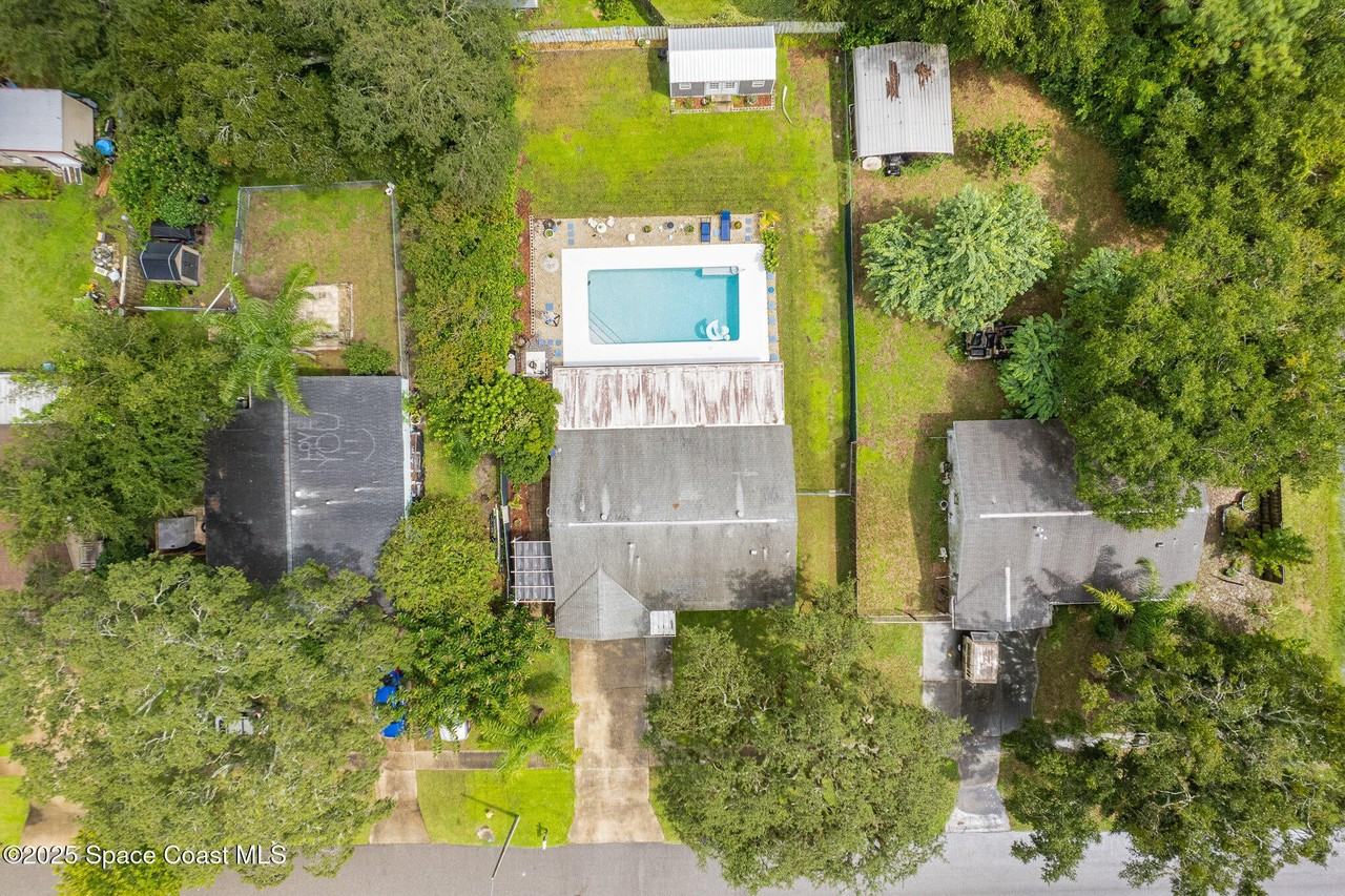 1725 Valley Forge Dr - Photo 3 of 31