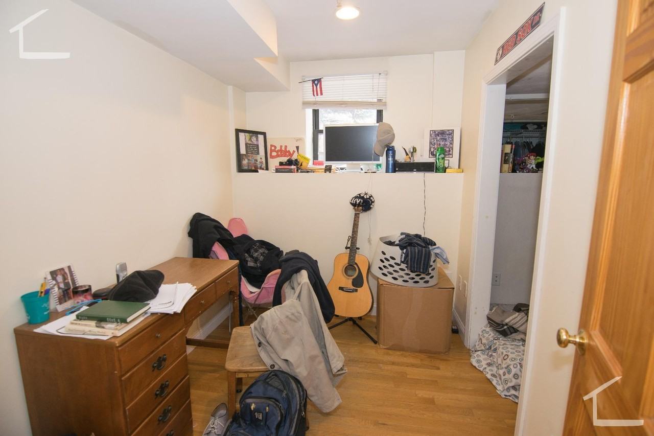 1801 Beacon St #1 - Photo 4 of 5