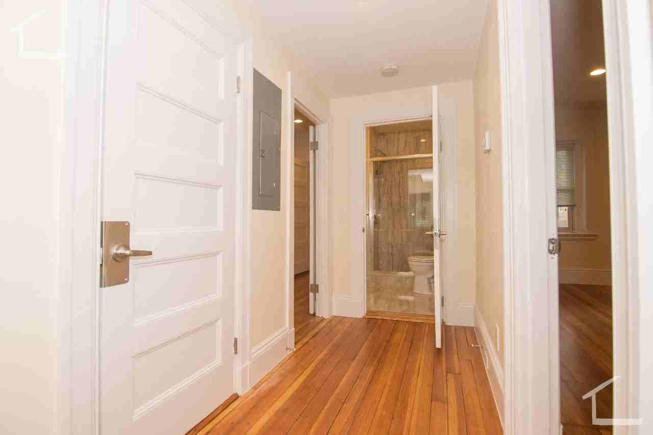 Beacon St. & Washington Street #2 - Photo 4 of 10
