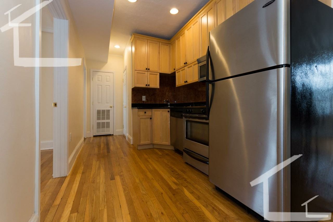 73 Thatcher St #201 - Photo 7 of 16