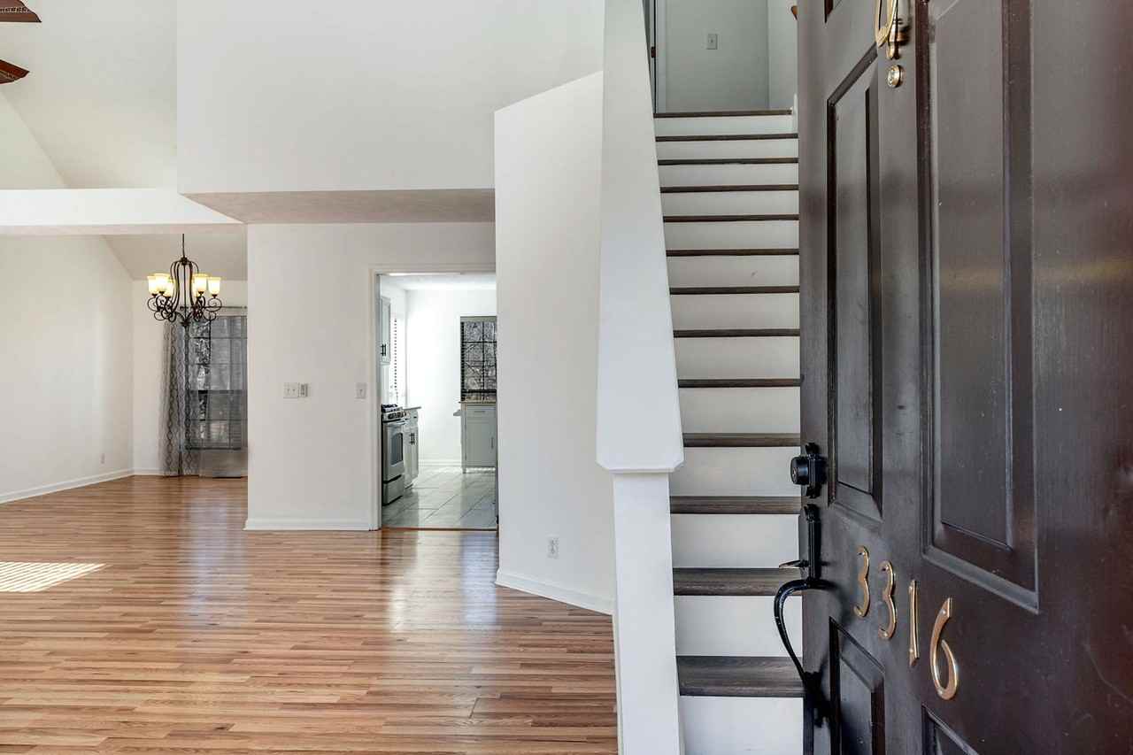 3316 Cobble St - Photo 2 of 21
