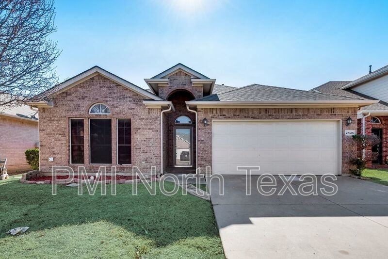 2686 Bull Shoals Dr - Photo 2 of 22