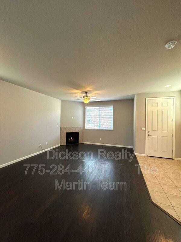 3675 Coastal St - Photo 2 of 15