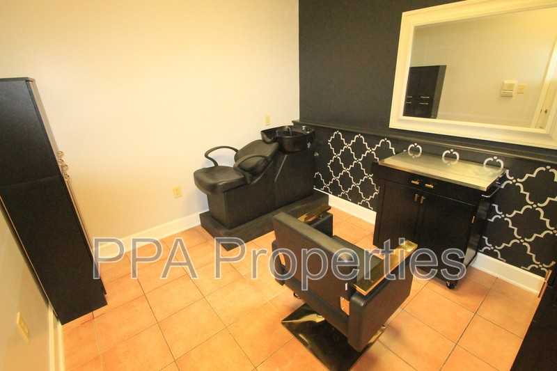 3400 Westgate Dr - Photo 2 of 10