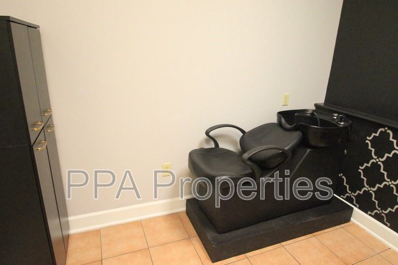 3400 Westgate Dr - Photo 7 of 10