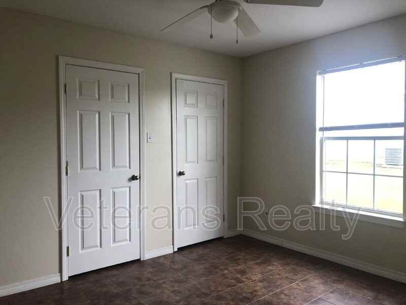 15115B Janus Rd - Photo 3 of 10