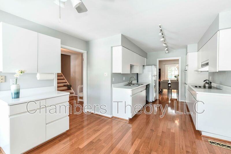 1727 Larkmeade Dr - Photo 7 of 39