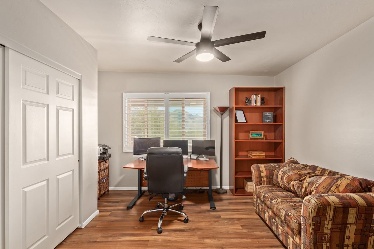65 W Blackstone Rd - Photo 4 of 50