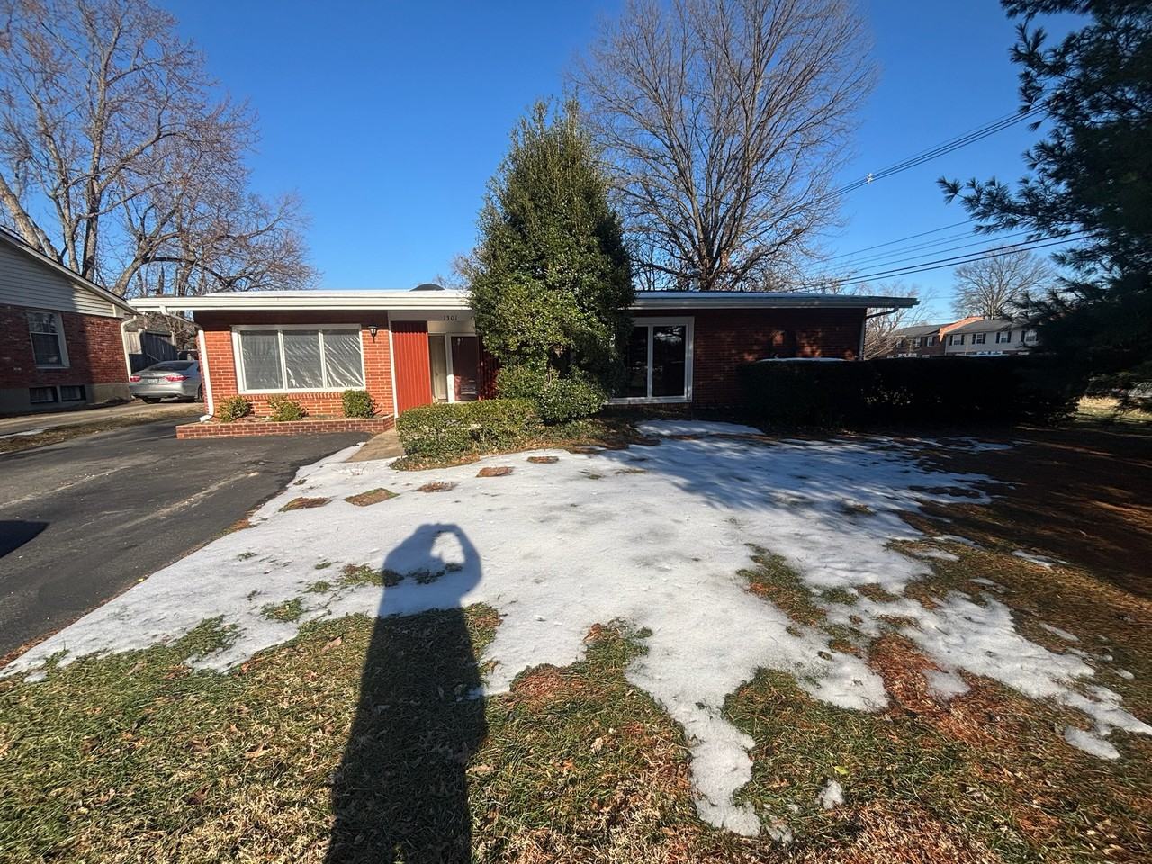 1301 Abbeywood Rd - Photo 2 of 19