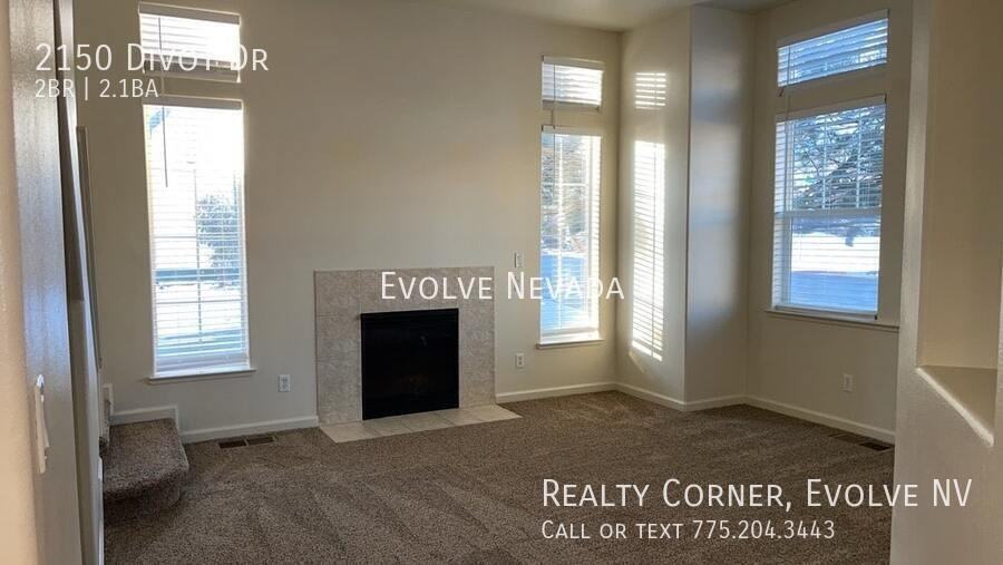 2150 Divot Dr - Photo 3 of 27