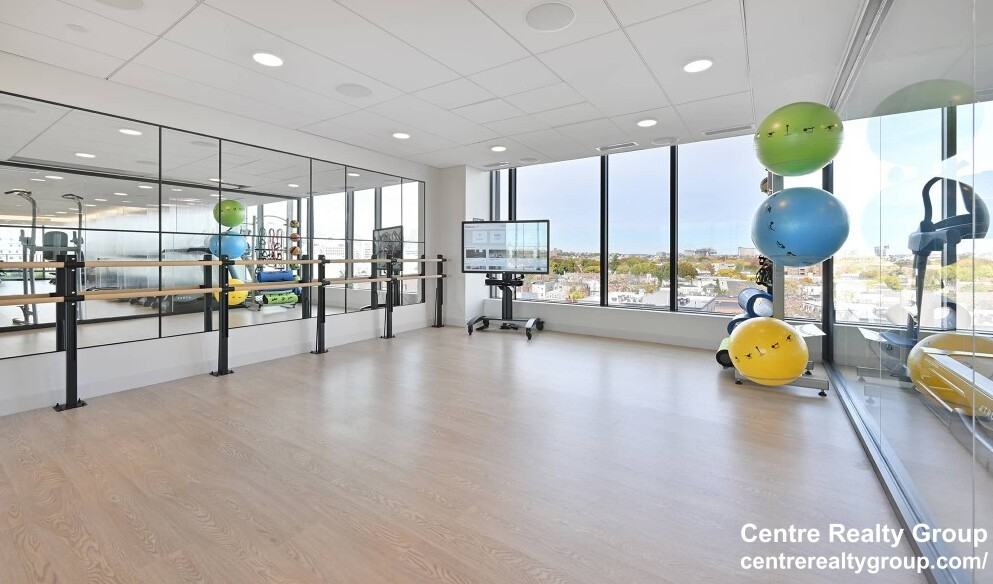 425 Massachusetts Ave