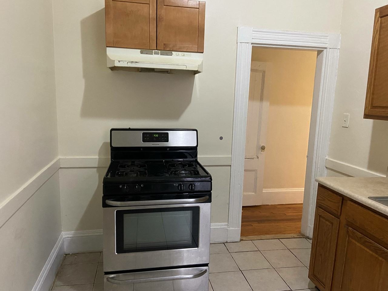 99 Winthrop St #1 - Photo 6 of 17