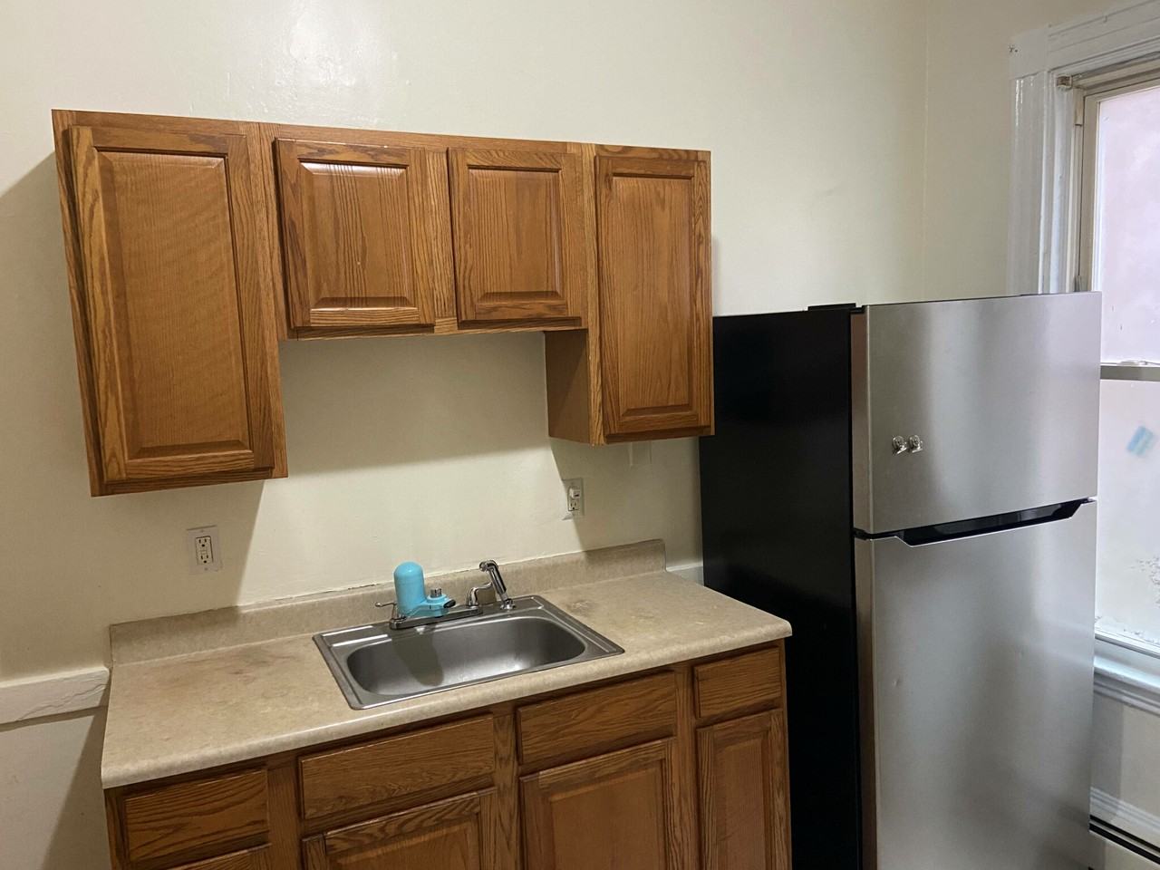 99 Winthrop St #1 - Photo 7 of 17