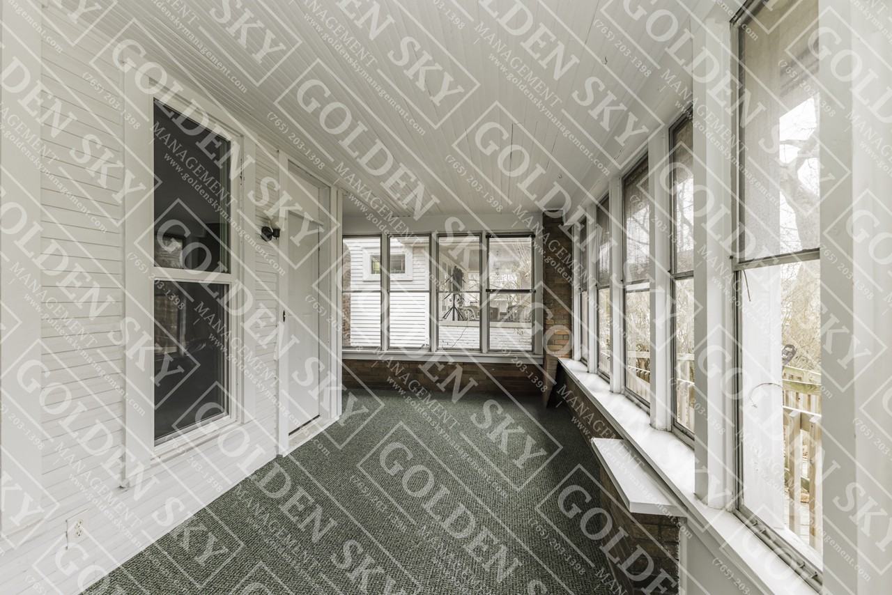 412 West Howard Street - Unit 1 - Photo 2 of 10