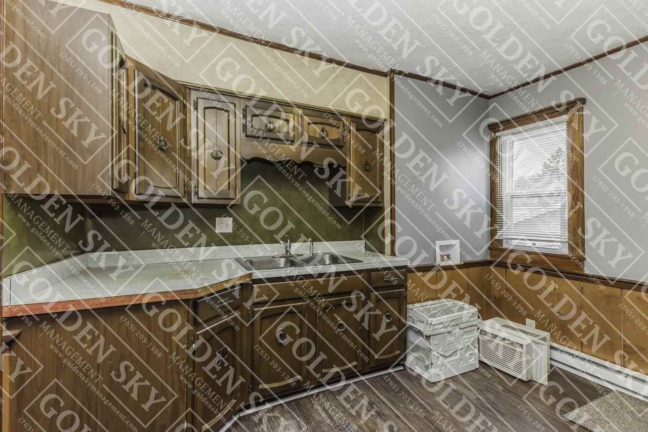 412 West Howard Street - Unit 1 - Photo 5 of 10