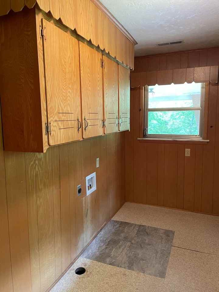 1161 Old Ranger Rd - Photo 4 of 33