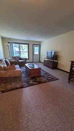 813 Villa Park Ct - Photo 5 of 21