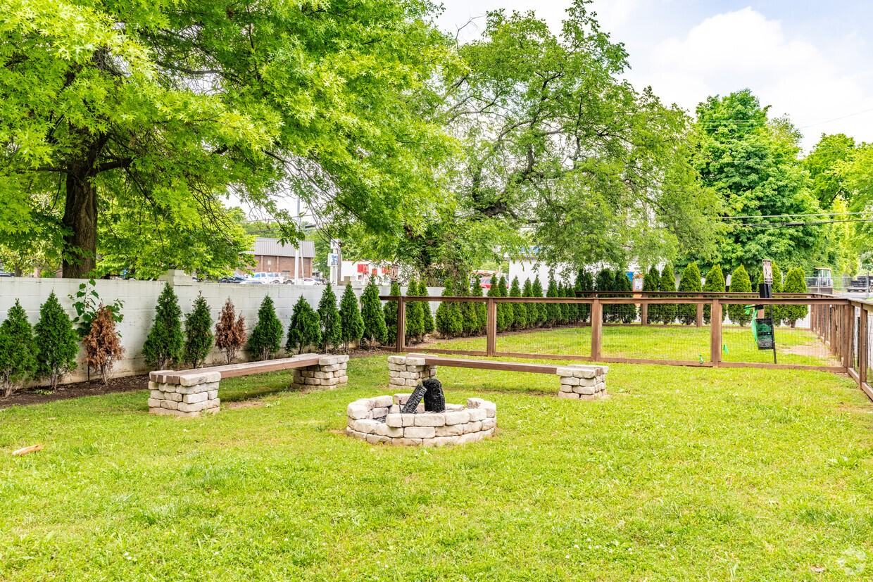 The Metro - Photo 7 of 26