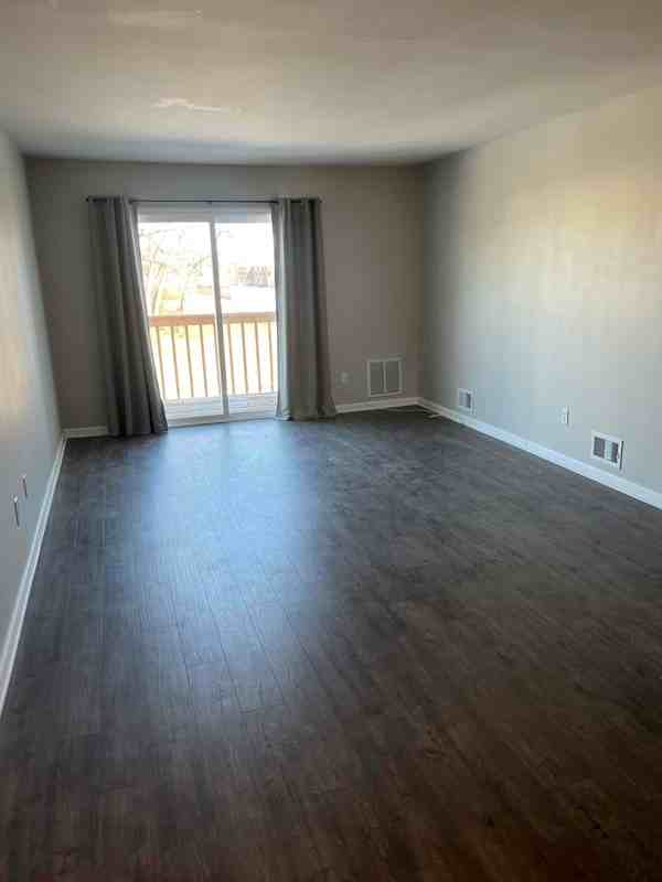 709 Woodchip Rd - Photo 2 of 12