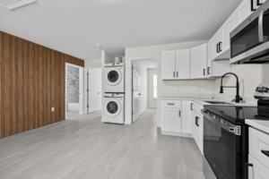 featured image of 1580 E Duval St #1