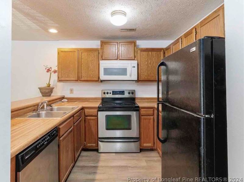 1904 Tryon Dr #8 - Photo 2 of 23