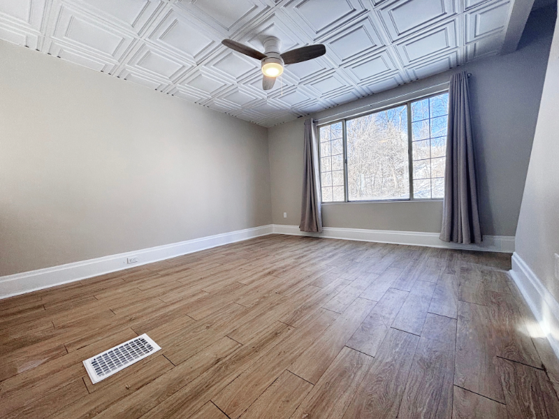 504 Keystone St - Photo 2 of 14