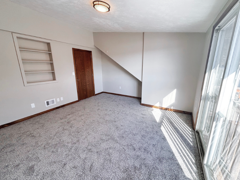 504 Keystone St - Photo 7 of 14