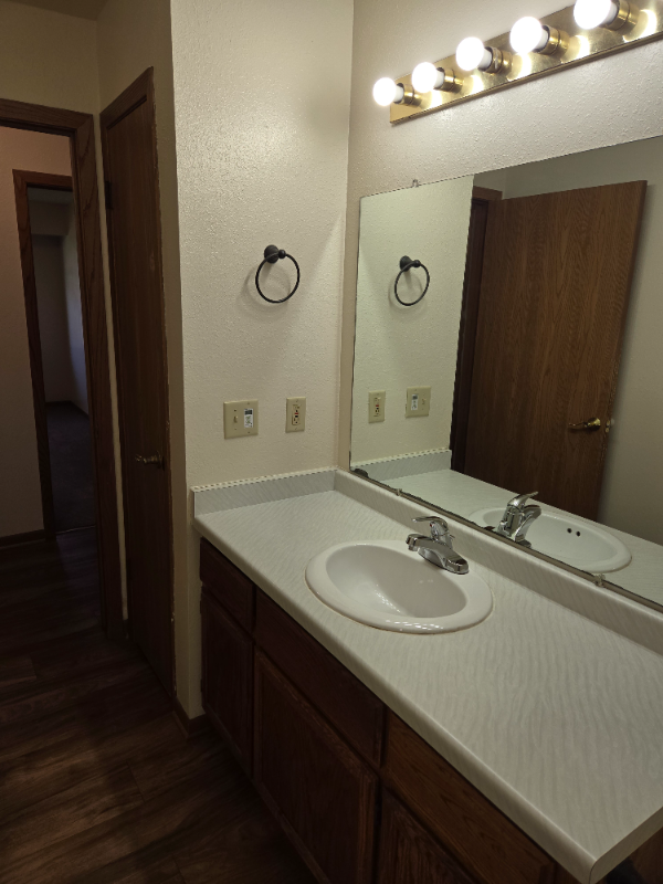 2720 E Adams Ct #1 - Photo 3 of 20