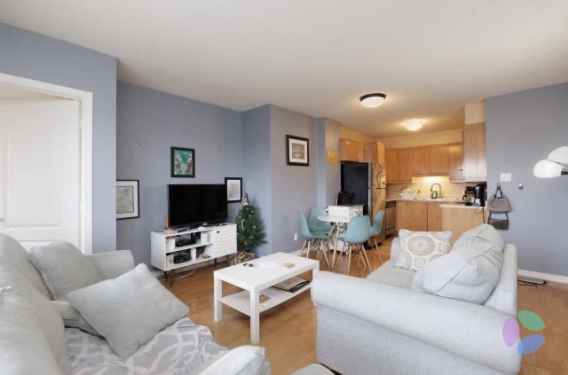 480 Boulevard Galland #410 - Photo 4 of 11