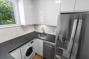 featured image of 722 W Taylor St