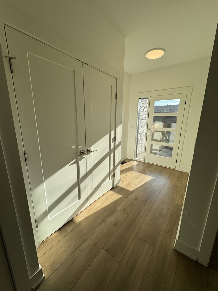 745 Morrison Avenue #3 - Photo 3 of 31