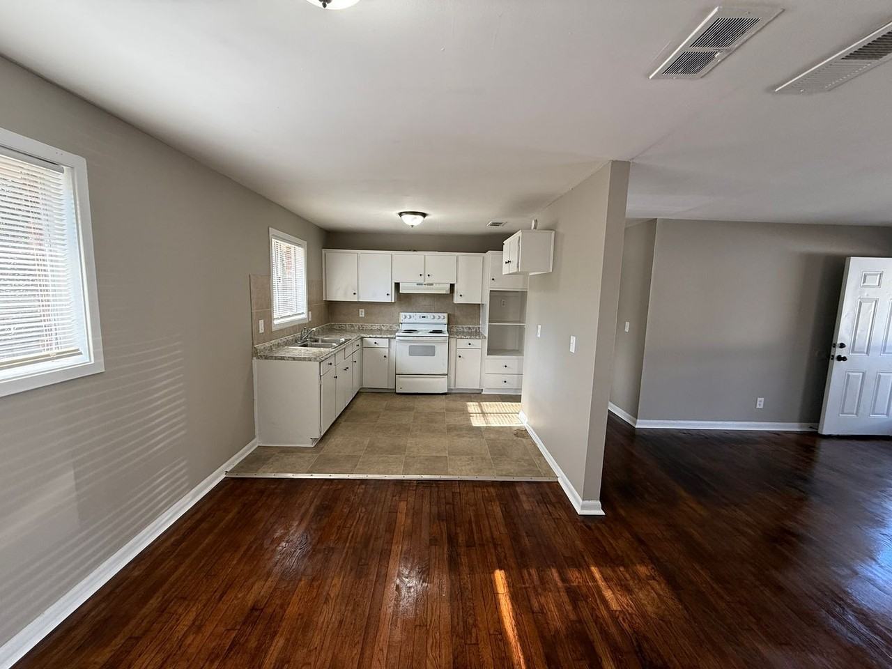 5330 Buena Vista Rd - Photo 7 of 23