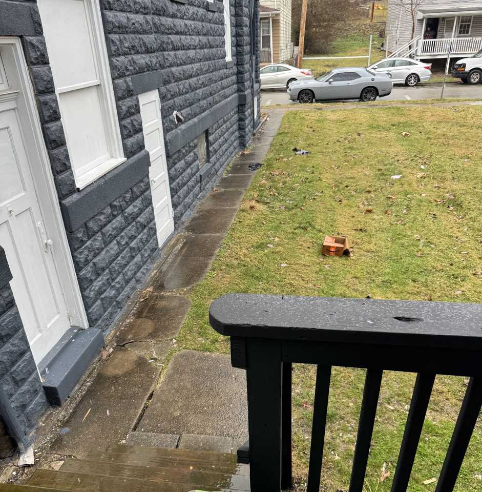 325-327 2nd Street - Photo 6 of 6